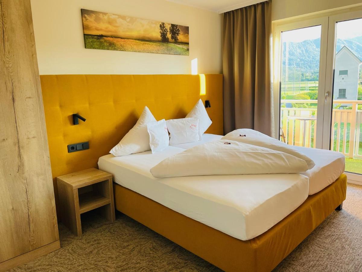 Hotel Pachernighof Velden am Worthersee Bagian luar foto