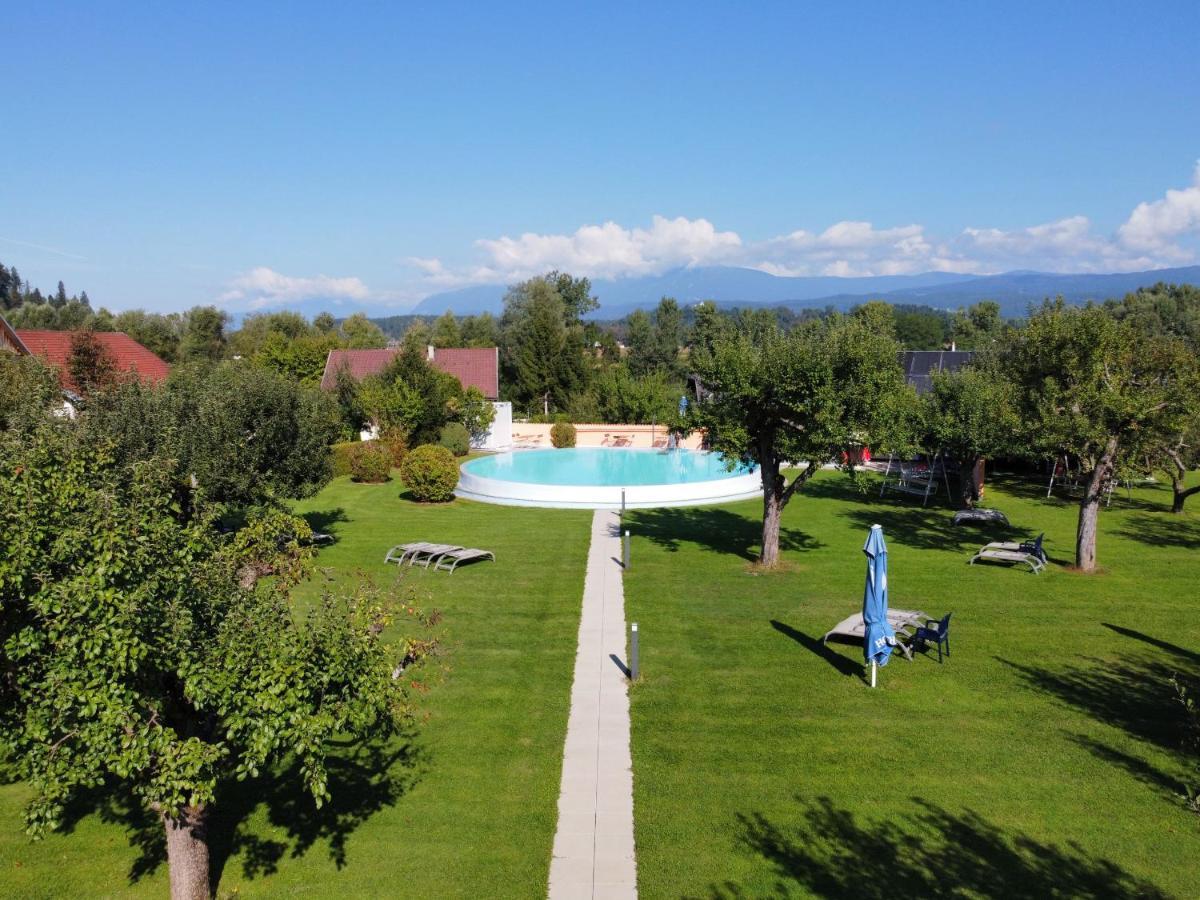 Hotel Pachernighof Velden am Worthersee Bagian luar foto