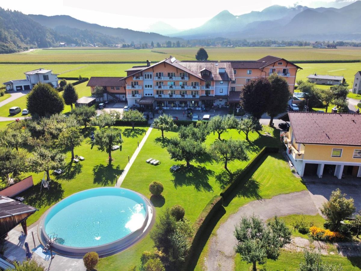 Hotel Pachernighof Velden am Worthersee Bagian luar foto