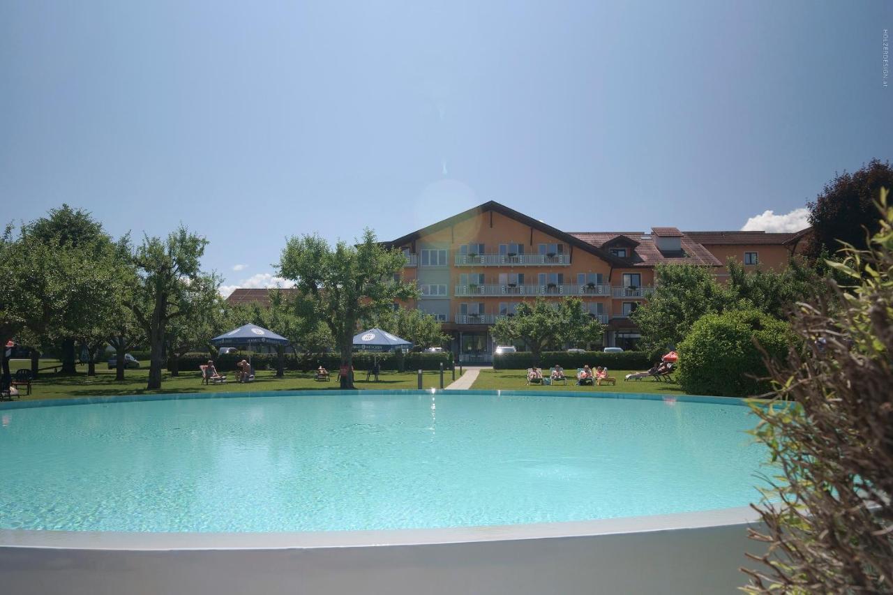 Hotel Pachernighof Velden am Worthersee Bagian luar foto