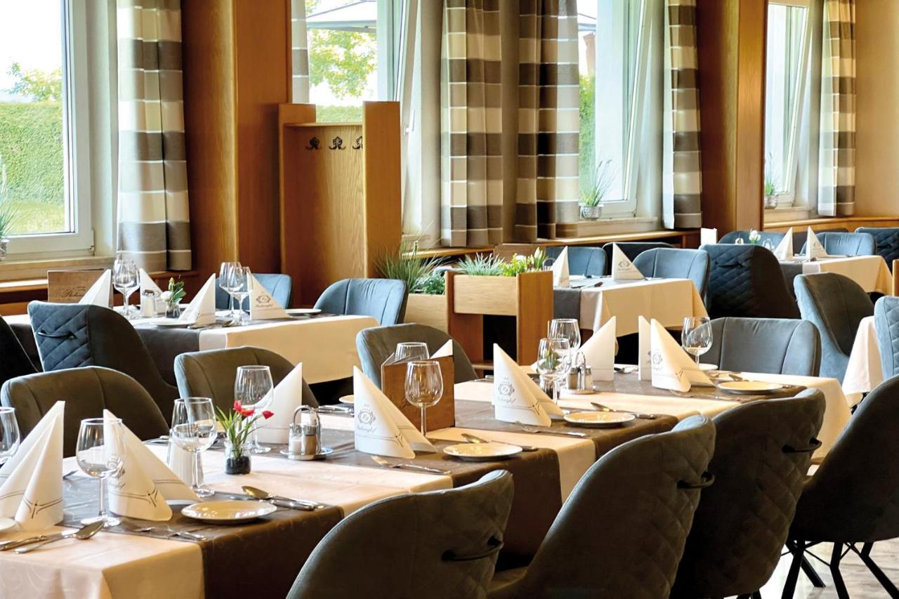 Hotel Pachernighof Velden am Worthersee Bagian luar foto