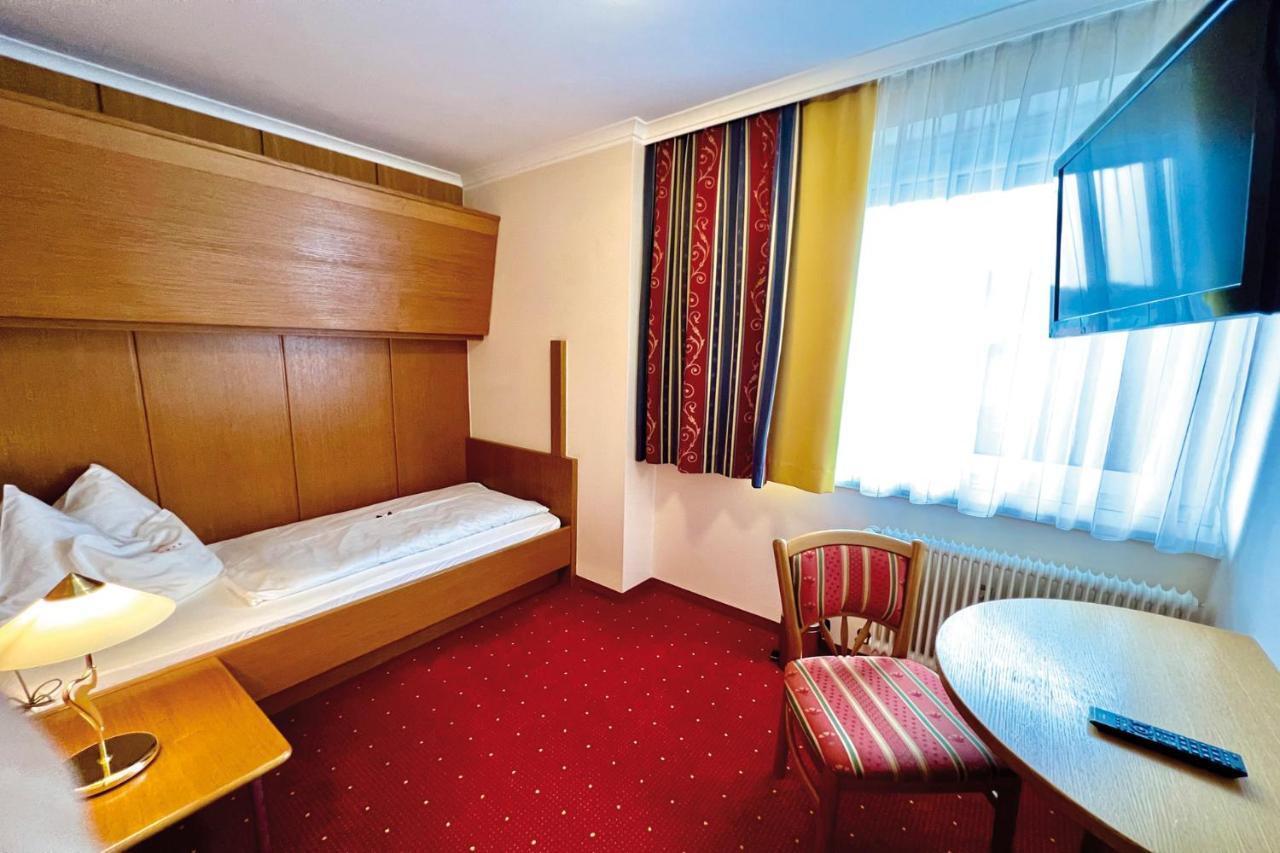 Hotel Pachernighof Velden am Worthersee Bagian luar foto
