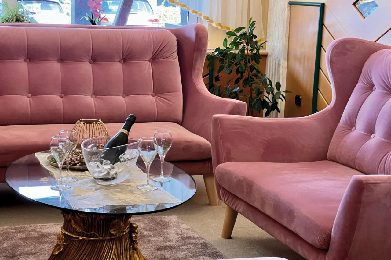 Hotel Pachernighof Velden am Worthersee Bagian luar foto