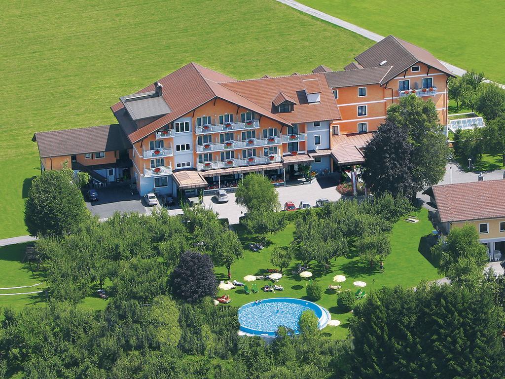 Hotel Pachernighof Velden am Worthersee Bagian luar foto